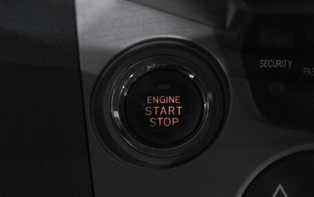 Toyota RAV4, 2006 год, 1 099 000 рублей, 27 фотография