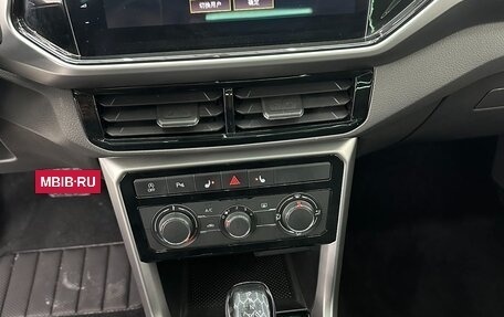 Volkswagen T-Cross I, 2021 год, 1 630 000 рублей, 9 фотография