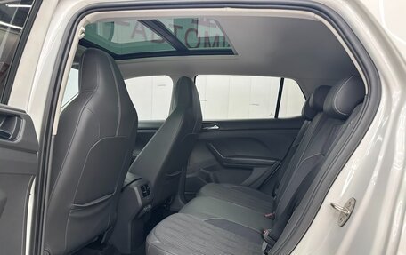 Volkswagen T-Cross I, 2021 год, 1 630 000 рублей, 11 фотография