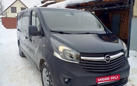 Opel Vivaro B, 2017 год, 2 100 000 рублей, 2 фотография