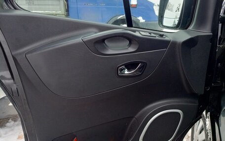 Opel Vivaro B, 2017 год, 2 100 000 рублей, 23 фотография