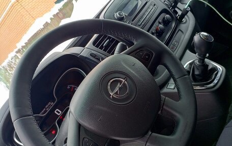 Opel Vivaro B, 2017 год, 2 100 000 рублей, 28 фотография