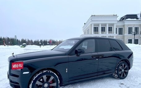Rolls-Royce Cullinan, 2021 год, 38 000 000 рублей, 5 фотография