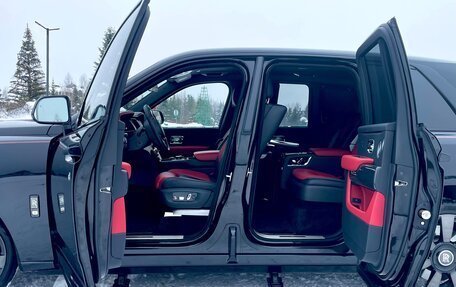 Rolls-Royce Cullinan, 2021 год, 38 000 000 рублей, 8 фотография