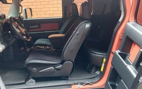 Toyota FJ Cruiser, 2013 год, 4 550 000 рублей, 5 фотография