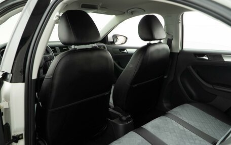 Volkswagen Jetta VI, 2015 год, 1 263 055 рублей, 11 фотография