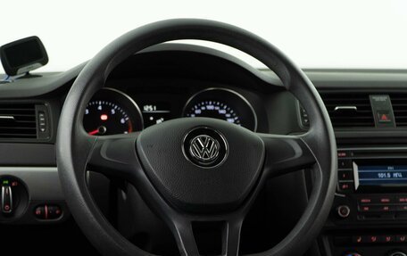 Volkswagen Jetta VI, 2015 год, 1 263 055 рублей, 12 фотография