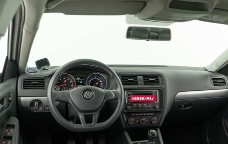 Volkswagen Jetta VI, 2015 год, 1 263 055 рублей, 6 фотография