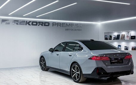 BMW 5 серия, 2025 год, 9 200 000 рублей, 30 фотография