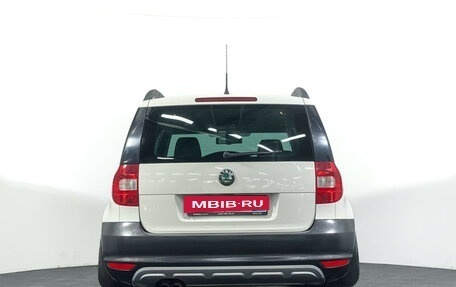 Skoda Yeti I рестайлинг, 2013 год, 777 000 рублей, 6 фотография