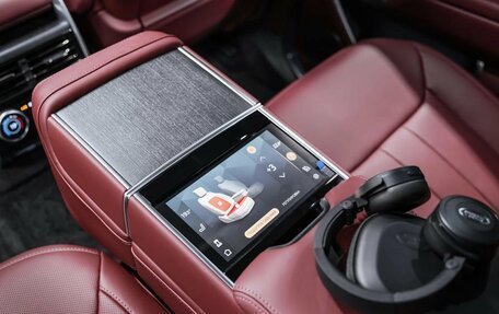 Land Rover Range Rover IV рестайлинг, 2025 год, 26 700 000 рублей, 23 фотография