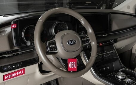 KIA Carnival, 2021 год, 3 750 000 рублей, 5 фотография