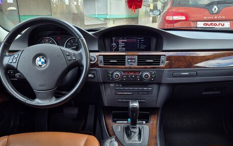 BMW 3 серия, 2010 год, 1 400 000 рублей, 17 фотография