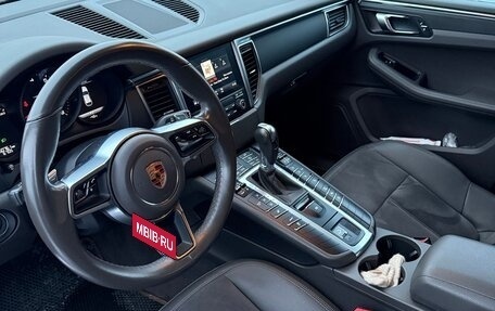 Porsche Macan I рестайлинг, 2018 год, 3 700 000 рублей, 5 фотография