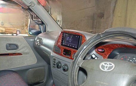 Toyota Town Ace III, 2000 год, 800 000 рублей, 4 фотография