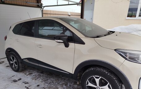 Renault Kaptur I рестайлинг, 2019 год, 1 584 000 рублей, 3 фотография