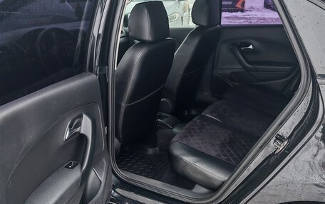 Volkswagen Polo VI (EU Market), 2011 год, 715 000 рублей, 12 фотография