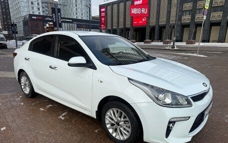 KIA Rio IV, 2018 год, 1 670 000 рублей, 3 фотография