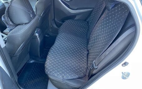 Hyundai Elantra V, 2012 год, 800 000 рублей, 6 фотография