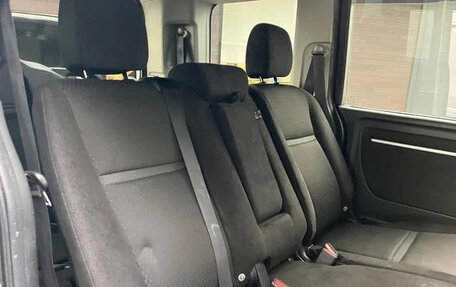 Honda Stepwgn IV, 2018 год, 1 690 000 рублей, 4 фотография