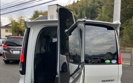 Honda Stepwgn IV, 2018 год, 1 690 000 рублей, 14 фотография