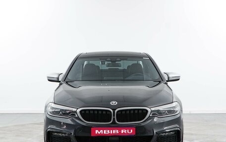 BMW 5 серия, 2019 год, 4 227 077 рублей, 3 фотография