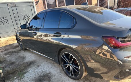 BMW 3 серия, 2019 год, 3 200 000 рублей, 3 фотография