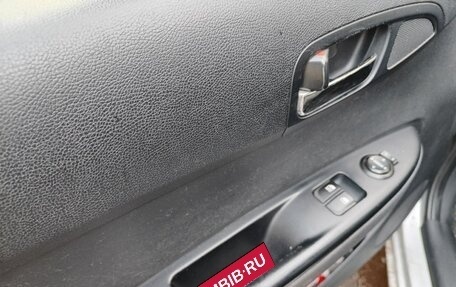 Hyundai i20 IB рестайлинг, 2010 год, 650 000 рублей, 10 фотография