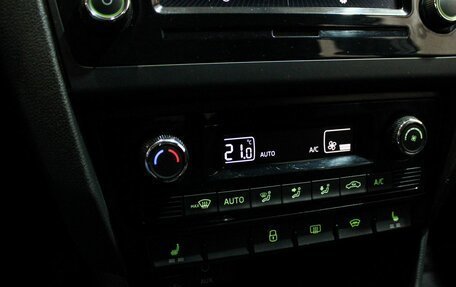 Skoda Rapid I, 2017 год, 1 285 000 рублей, 19 фотография