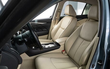 Infiniti Q50 I рестайлинг, 2015 год, 1 834 000 рублей, 9 фотография