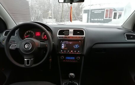Volkswagen Polo VI (EU Market), 2011 год, 670 000 рублей, 10 фотография