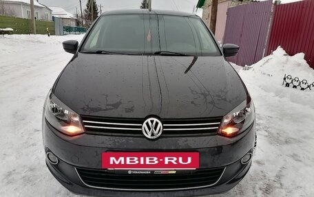 Volkswagen Polo VI (EU Market), 2011 год, 670 000 рублей, 2 фотография