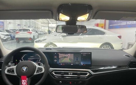 BMW 3 серия, 2024 год, 4 500 000 рублей, 16 фотография