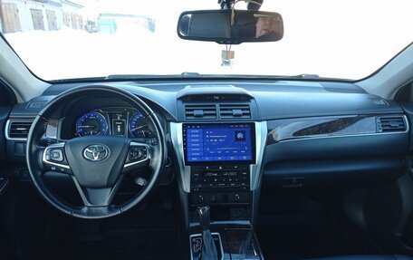 Toyota Camry, 2016 год, 2 150 000 рублей, 15 фотография