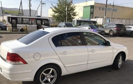 Opel Astra H, 2011 год, 800 000 рублей, 10 фотография