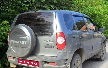 Chevrolet Niva I рестайлинг, 2012 год, 510 000 рублей, 2 фотография