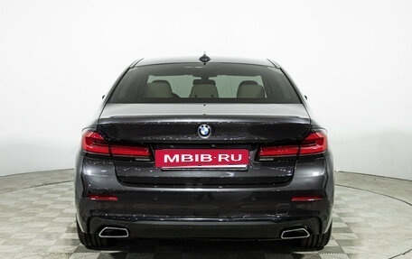 BMW 5 серия, 2021 год, 4 940 000 рублей, 6 фотография