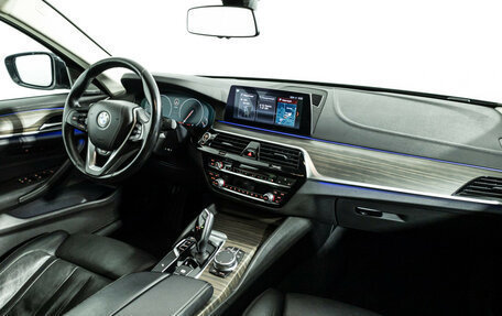 BMW 5 серия, 2018 год, 3 350 000 рублей, 9 фотография