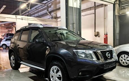 Nissan Terrano III, 2016 год, 869 000 рублей, 1 фотография