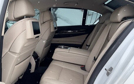 BMW 7 серия, 2012 год, 1 790 000 рублей, 20 фотография
