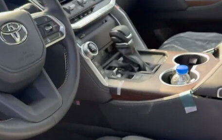 Toyota Land Cruiser, 2025 год, 13 450 000 рублей, 11 фотография