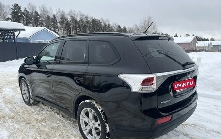 Mitsubishi Outlander III рестайлинг 3, 2012 год, 1 249 000 рублей, 5 фотография