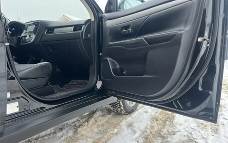 Mitsubishi Outlander III рестайлинг 3, 2012 год, 1 249 000 рублей, 15 фотография