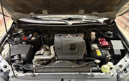 Mitsubishi Pajero Sport III рестайлинг, 2017 год, 3 000 000 рублей, 3 фотография