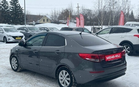 KIA Rio III рестайлинг, 2016 год, 1 050 000 рублей, 5 фотография