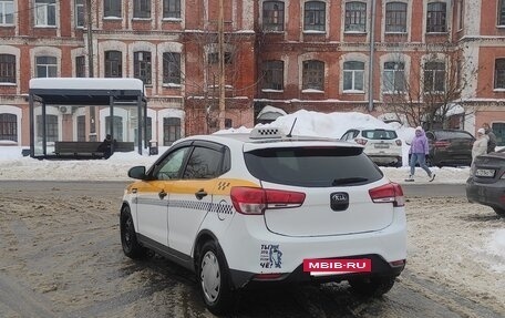 KIA Rio III рестайлинг, 2016 год, 650 000 рублей, 2 фотография