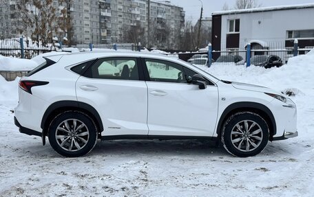Lexus NX I, 2015 год, 2 990 000 рублей, 5 фотография