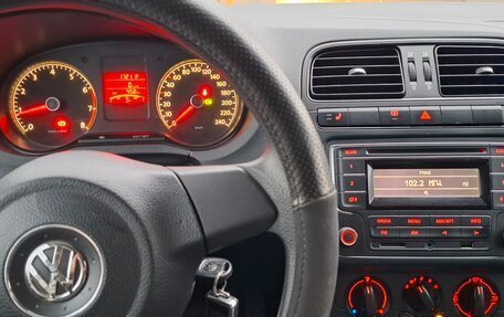 Volkswagen Polo VI (EU Market), 2013 год, 730 000 рублей, 11 фотография