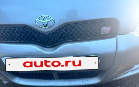Toyota Yaris I рестайлинг, 2001 год, 449 000 рублей, 3 фотография