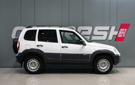 Chevrolet Niva I рестайлинг, 2017 год, 739 000 рублей, 5 фотография
